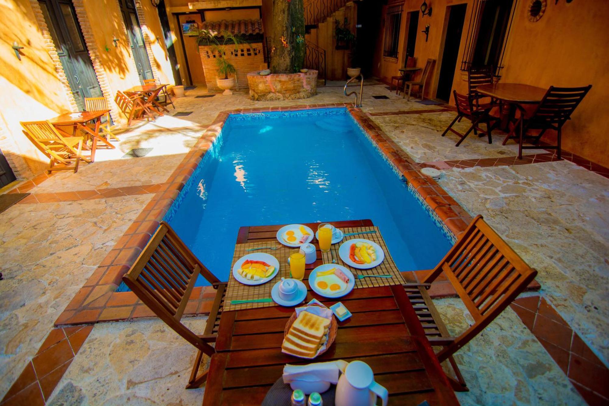 Boutique Hotel Colonial Санто-Доминго Экстерьер фото